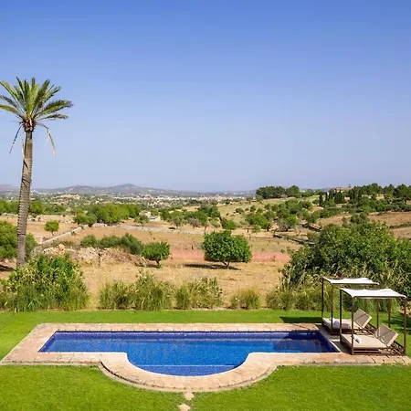 וילה Spacious With Pool And Sea View In